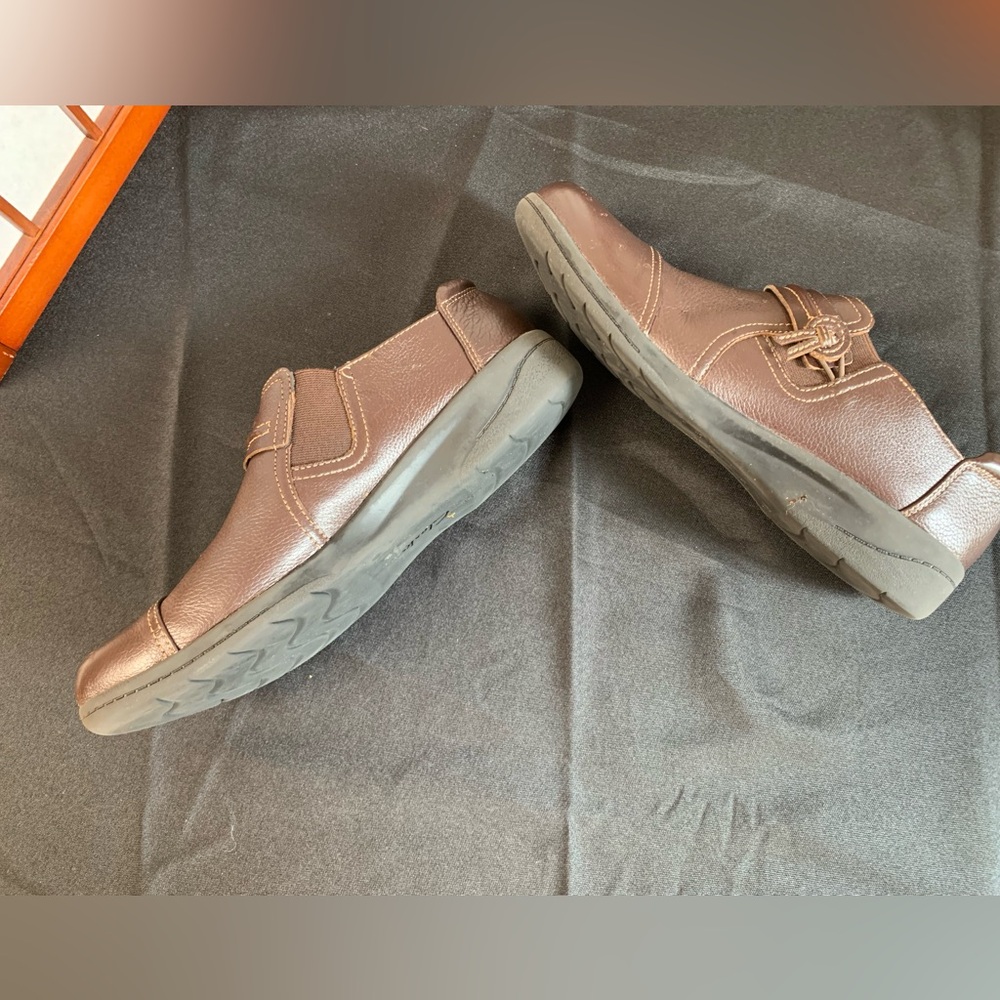 Clarks Women’s Brown Shoes. Condition Fair. Size 10 - Picture 5 of 5